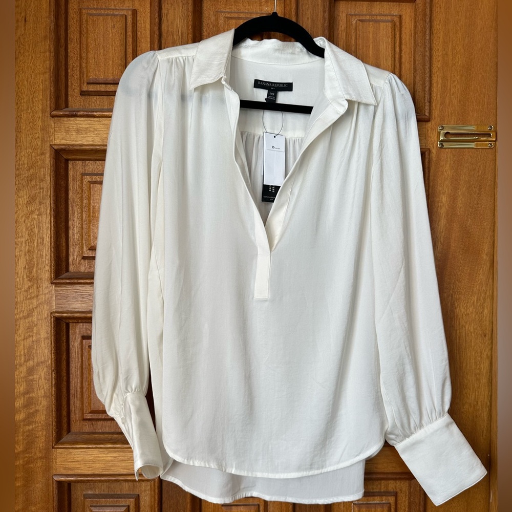 Banana Republic Silky Collar Blouse